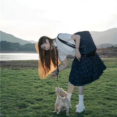 五个女生