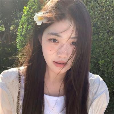 女孩的成长图腾